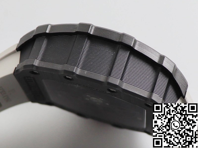 aaiivnak_6.jpg