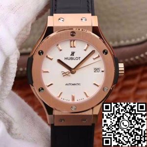 Replica Hublot Classic Fusion 511.OX.2611.LR JJ Factory 1:1 Best Edition Swiss ETA2892 Black Gummy Strap