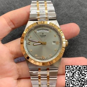 Replica Tudor Royal M28603-0002 1:1 Best Edition V7 Factory Silver Dial