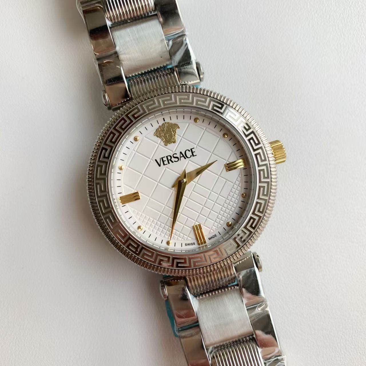 Replica Versace Automatic Movement Watch 35mm